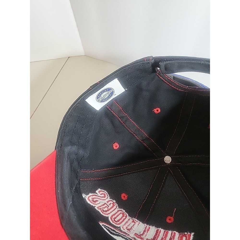 Georgia Bulldogs Fan Favorite Black Baseball Cap Red Spellout NCAA Football Hat - Picture 6 of 7